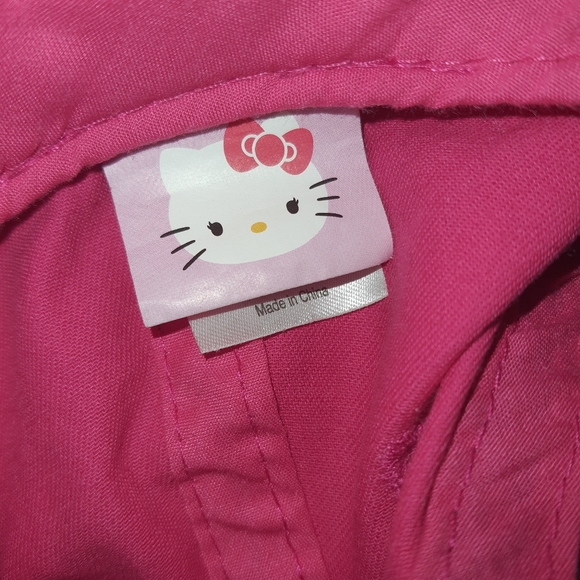 Hello Kitty hat - Picture 3 of 4